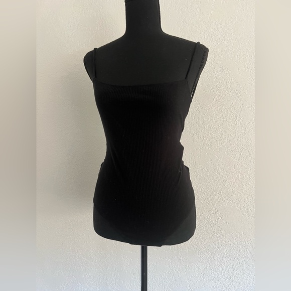 Reformation Backless ribbed bodysuit - Picture 1 of 9